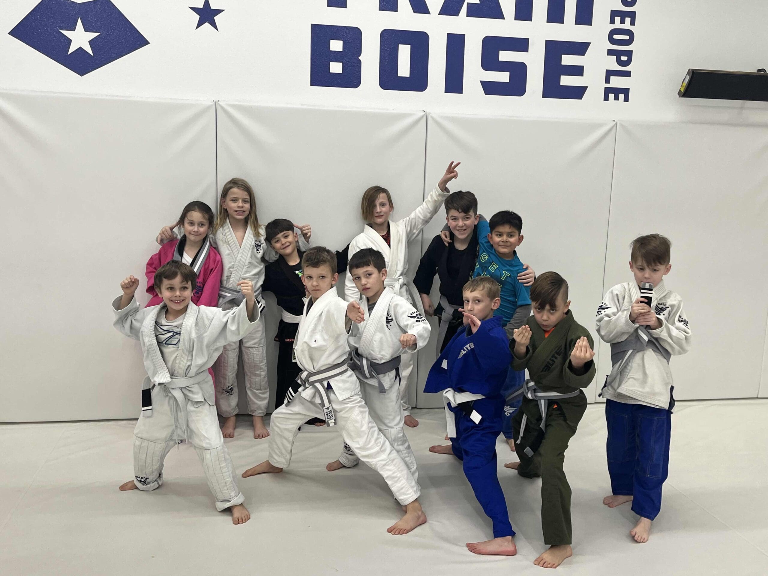 Our martial arts instructor teaches Brazilian Jiu-Jitsu, Muay Thai, kung fu, and other martial arts like Thai boxing, focusing on kicking techniques, ground fighting, knee strikes, and joint locks, while respecting opponents' energy and allowing students to progress at their own pace, building respect and focus.